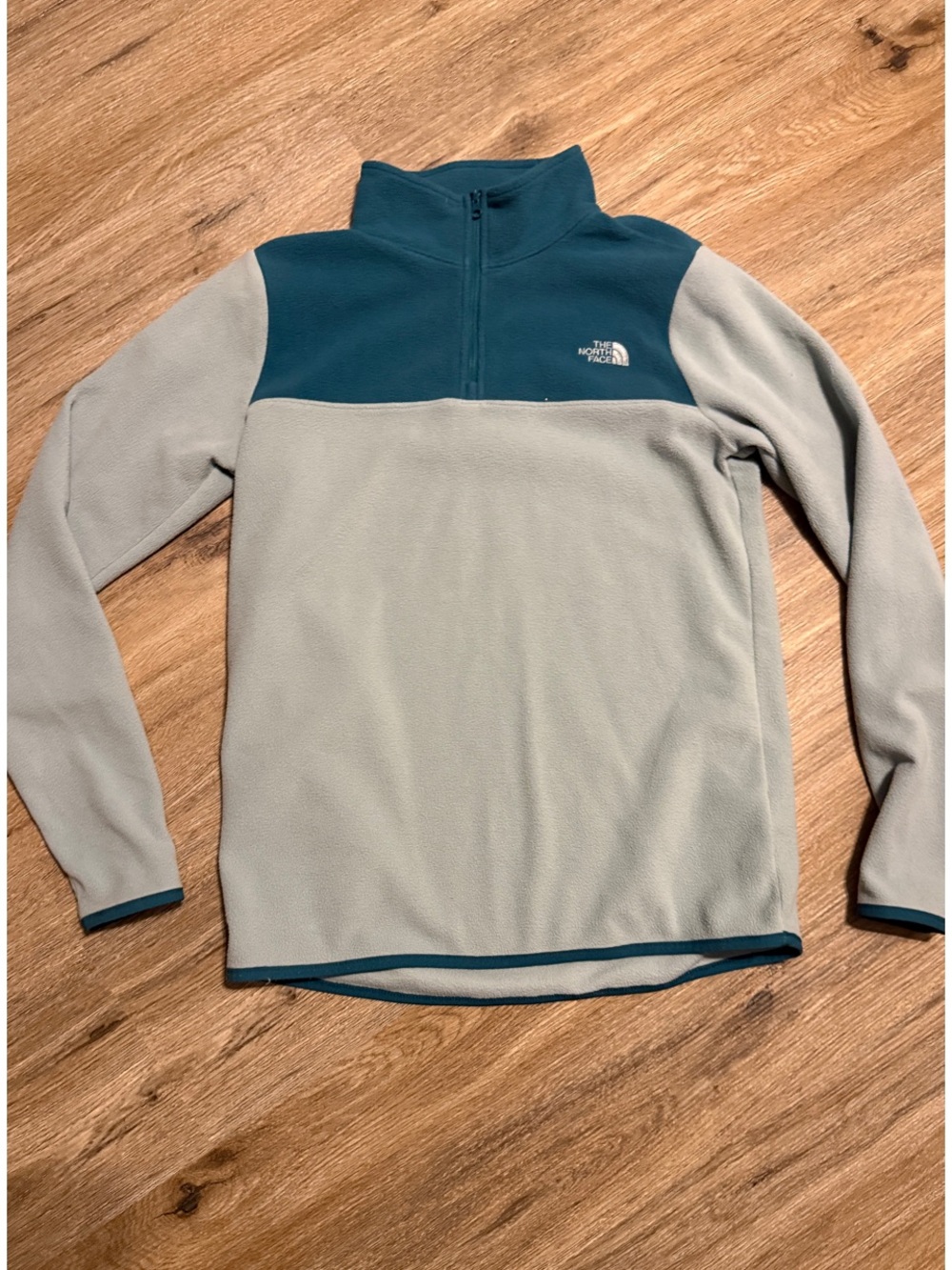 The North Face Teal and Light Gray Quarter-Zip Fleece Pullover